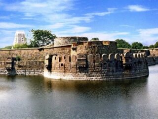 548011903vellore fort main